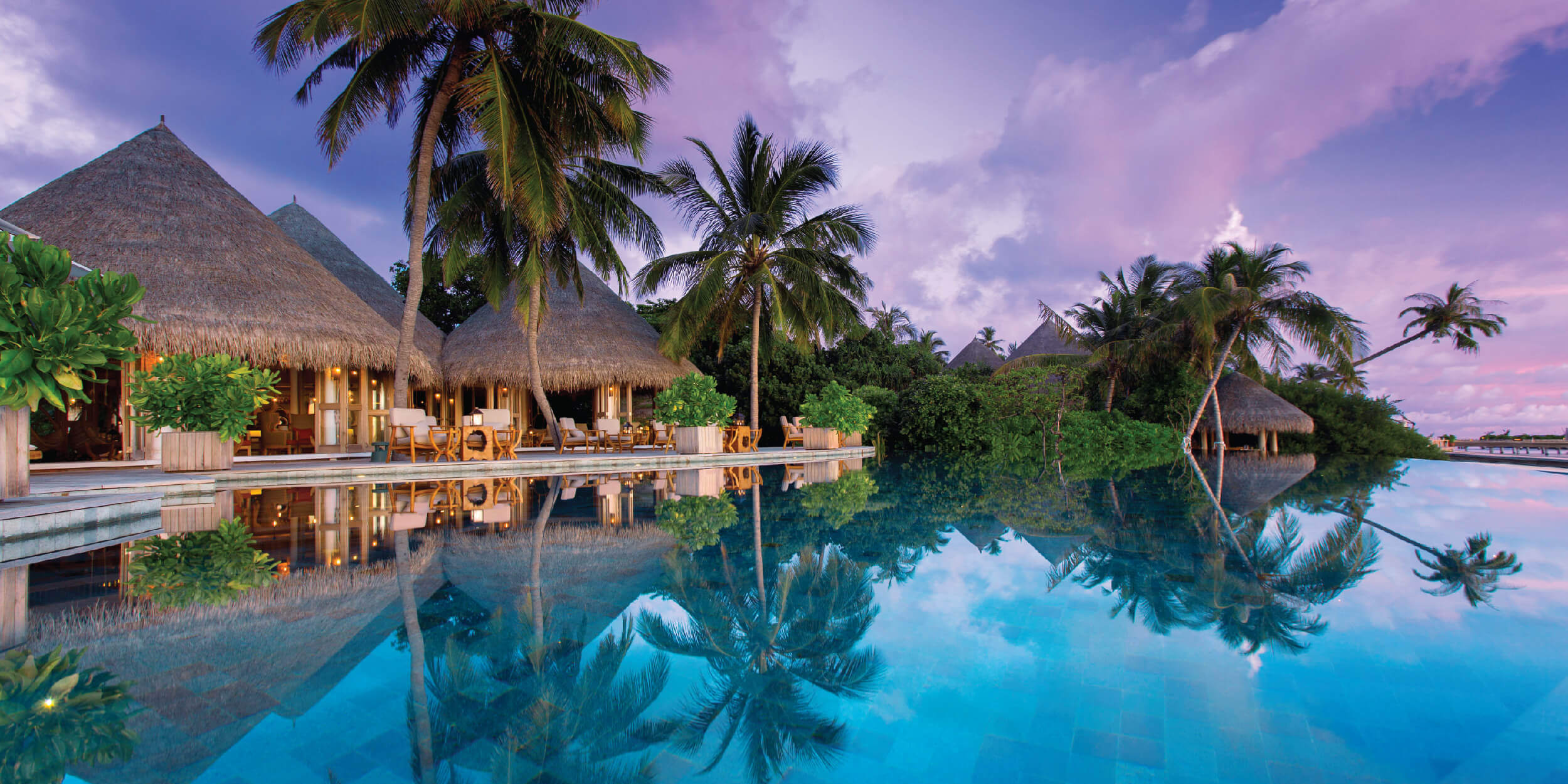 Compass Pool Bar